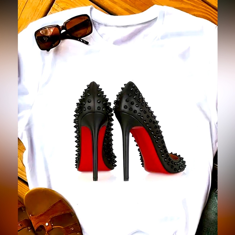 NWT High Heels Louboutin Print Casual T-Shirt